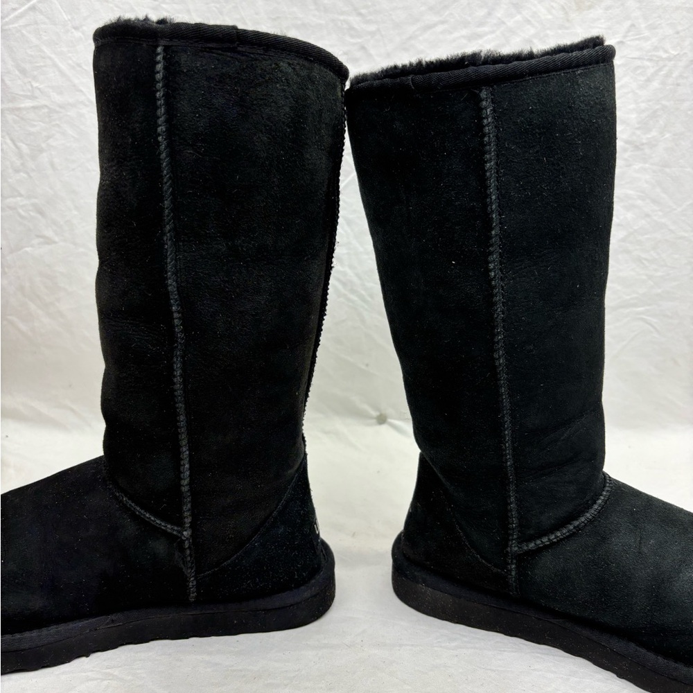 UGG Black Classic Tall Boots women’s size 8 - Picture 7 of 9